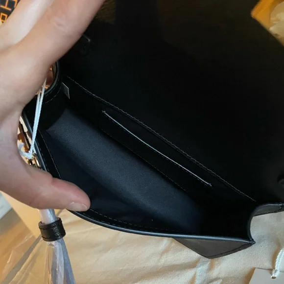 New, authentic tory burch Emerson mini crossbody bag black - Picture 8 of 11